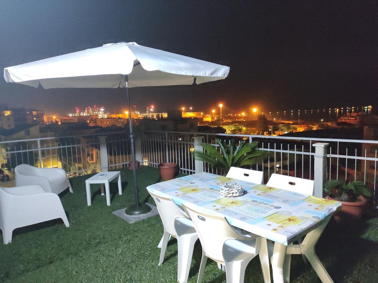Apartmán La Terrazza Falconara Marittima Exteriér fotografie