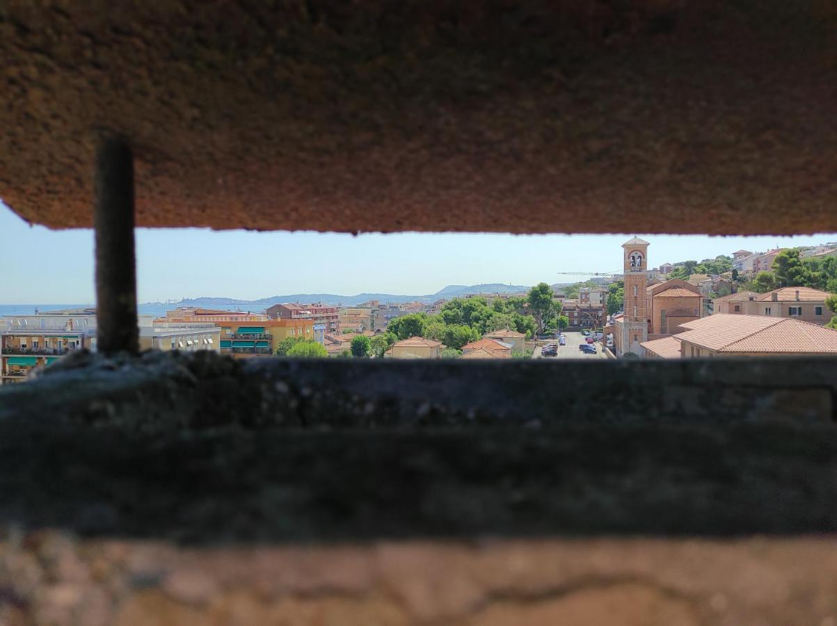 Apartmán La Terrazza Falconara Marittima Exteriér fotografie