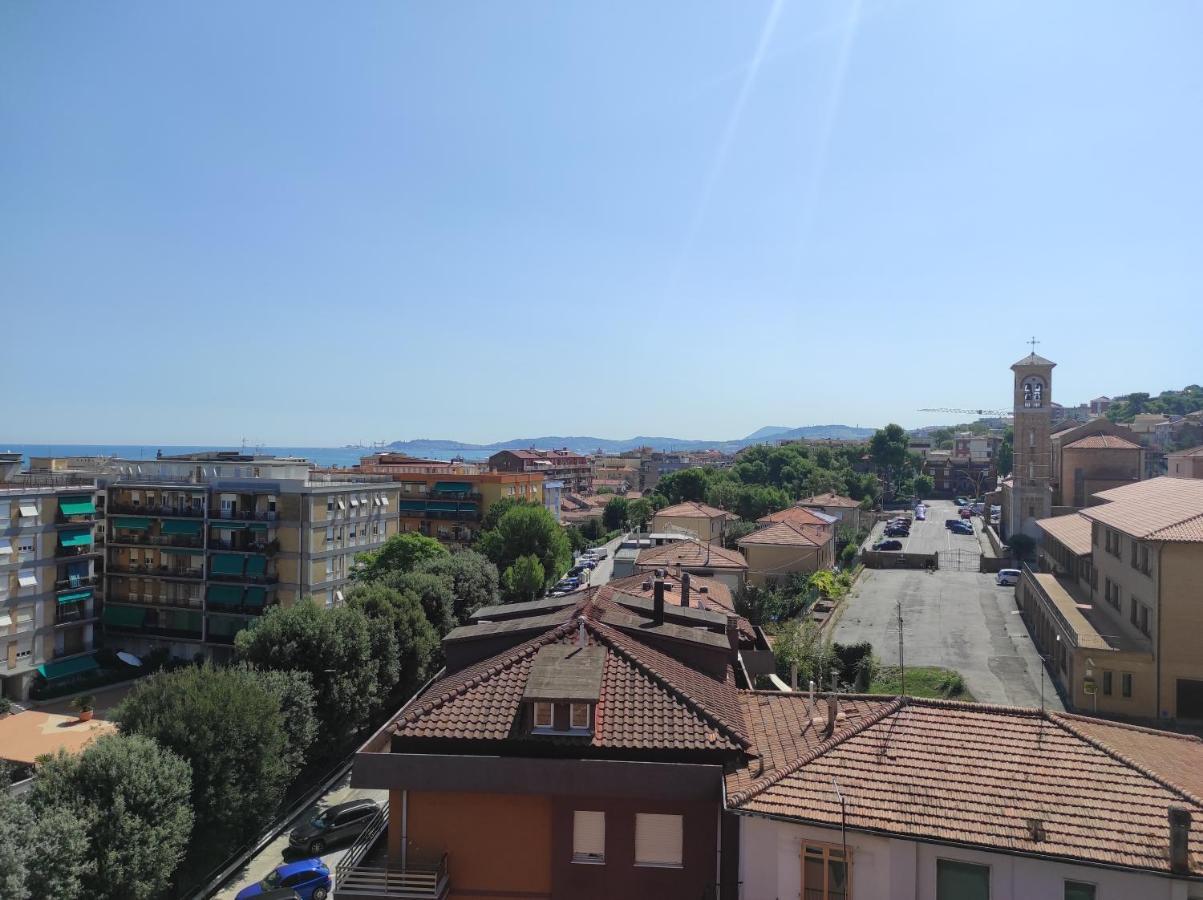 Apartmán La Terrazza Falconara Marittima Exteriér fotografie